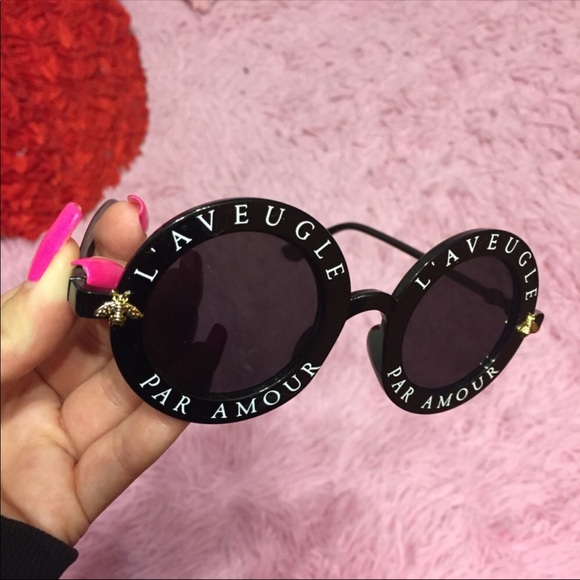 🐝Fashion Round Sunglasses 🐝 - Picture 2 of 5
